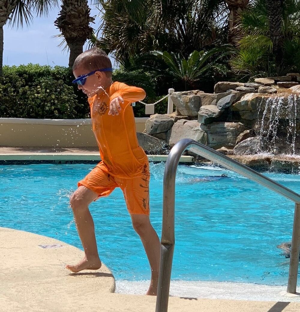 Salt Life Boys 2 Piece Swim Size Youth Small Bright Orange Rash & UV Protection